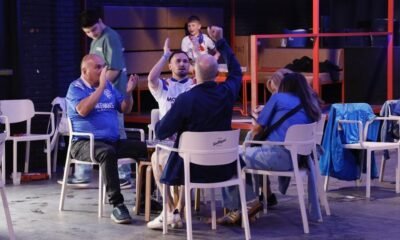 Disfruta La Fiesta De Los Aficionados Del Rangers En Sonora