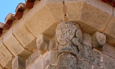 El Escudo Del Athletic Tallado En Una Iglesia De Extremadura Historia Y Pasion