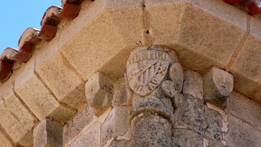 El Escudo Del Athletic Tallado En Una Iglesia De Extremadura Historia Y Pasion