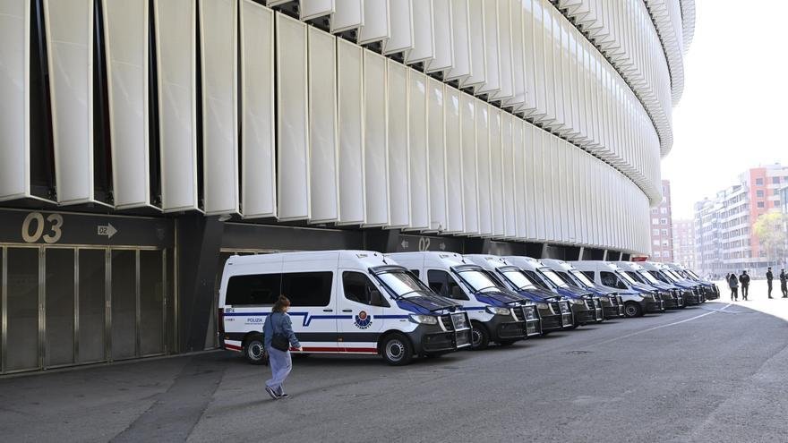 La Ertzaintza Ensaya En San Mames Para Garantizar La Seguridad