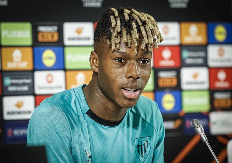 Nico Williams Superfeliz Aqui No Miro Mas Alla