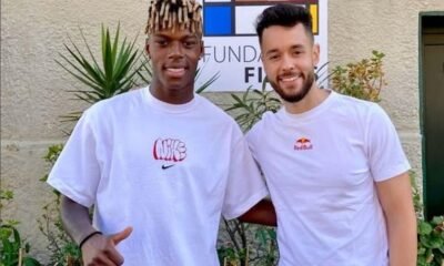 Nico Williams Y Thegrefg Inspiran A Menores En La Fundacion Fidias
