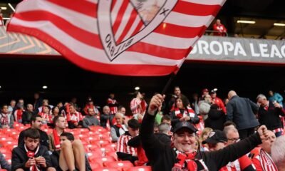 Revive El Ambiente En San Mames Durante El Athletic Rangers