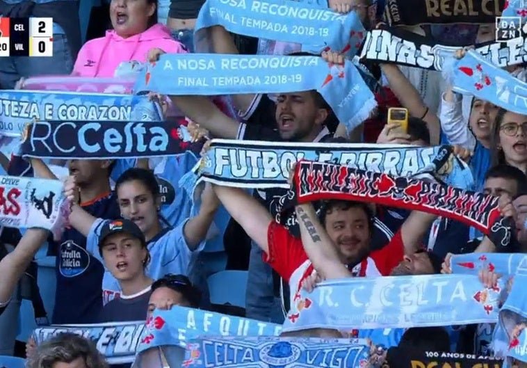 Un Aficionado Del Athletic Celebra La Victoria Del Celta Ante El Villarreal