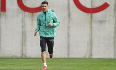 Yuri Berchiche Se Convierte En El Veterano Del Athletic Club