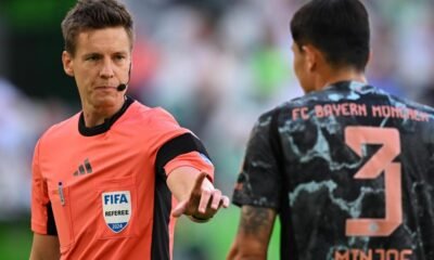 Arbitro Aleman Daniel Siebert Dirigira Manchester United Athletic