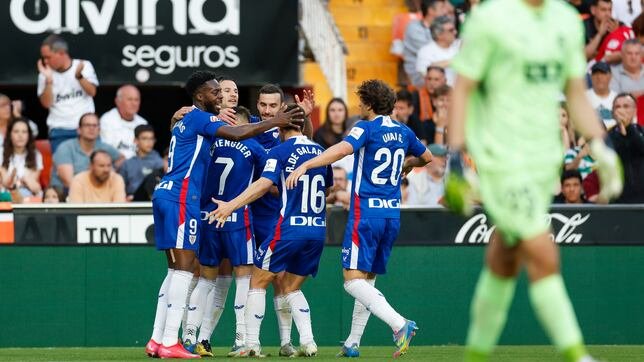 Athletic De Bilbao Busca Record Historico Con Victoria Sobre El Barcelona