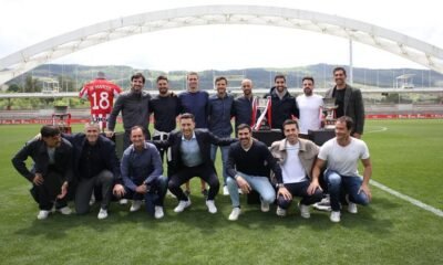 Emotivo Homenaje A Oscar De Marcos Del Athletic