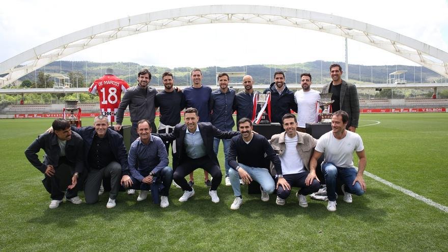 Emotivo Homenaje A Oscar De Marcos Del Athletic