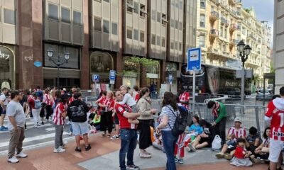 En Directo Aficion Del Athletic Y Reds Previo Al Athletic Manchester United