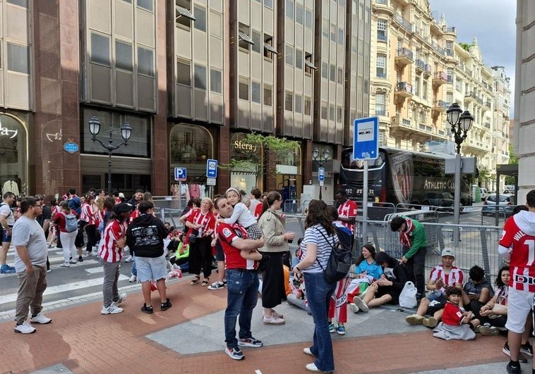 En Directo Aficion Del Athletic Y Reds Previo Al Athletic Manchester United