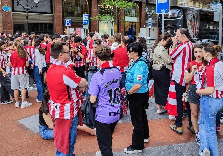 En Directo Ambiente Previo Al Athletic Manchester United