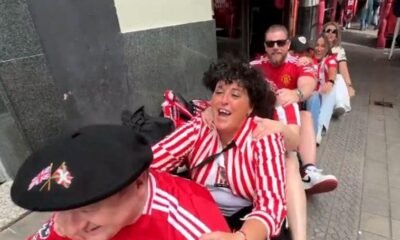 Gran Ambiente En Bilbao Antes Del Athletic Manchester United