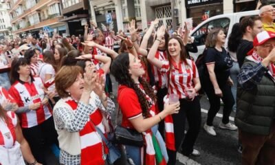La Fiesta Se Traslada A Pozas Traineras Y Kalejira En Bilbao