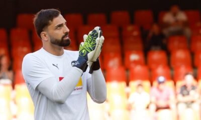 Mamardashvili Se Despide De Mestalla Entre Ovaciones