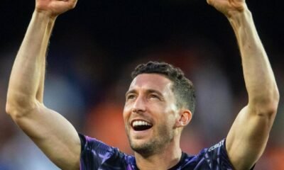 Oscar De Marcos Se Despide Del Athletic En San Mames