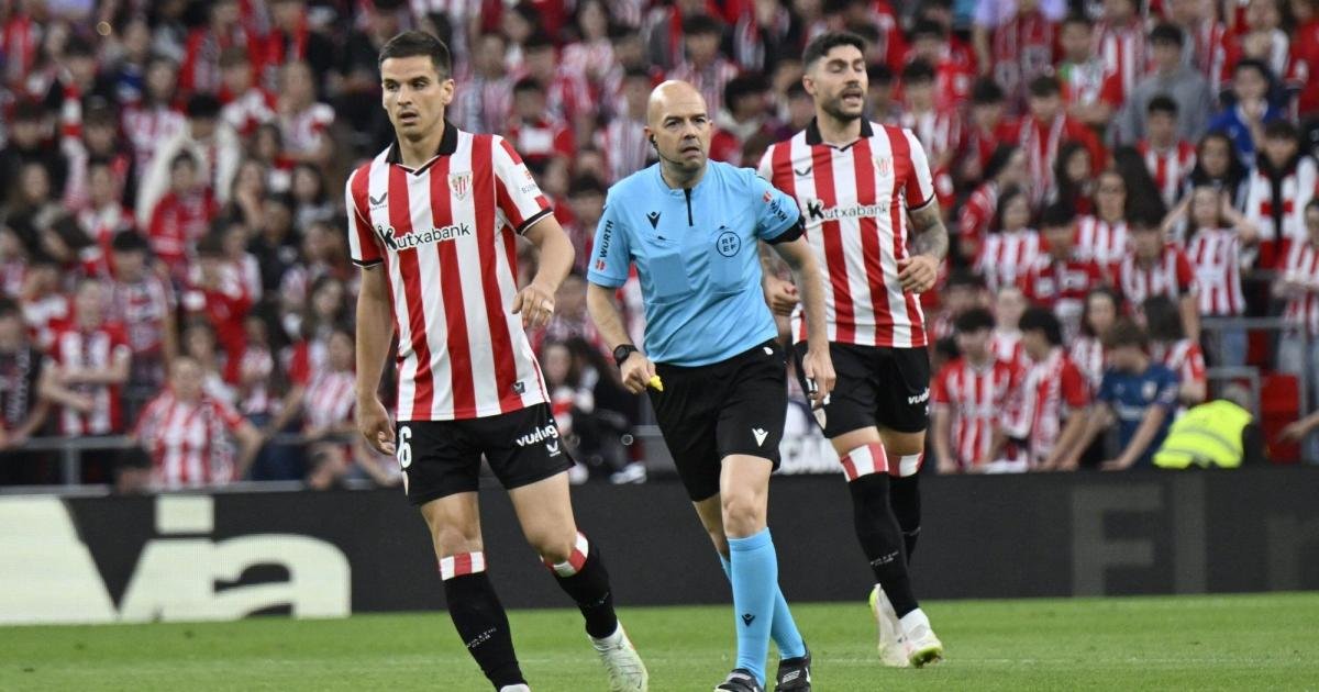 Pablo Gonzalez Fuertes Se Retira Con Polemica En San Mames