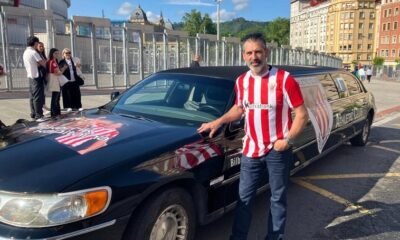 Una Limusina De Homenaje A De Marcos Causa Sensacion En San Mames