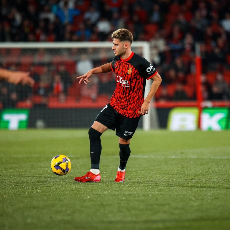 Director Real Mallorca Da Por Perdido A Robert Navarro