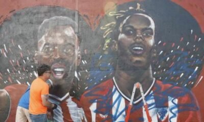 El Athletic Defiende Su Mural Tras Nuevo Ataque Vandalico En Barakaldo
