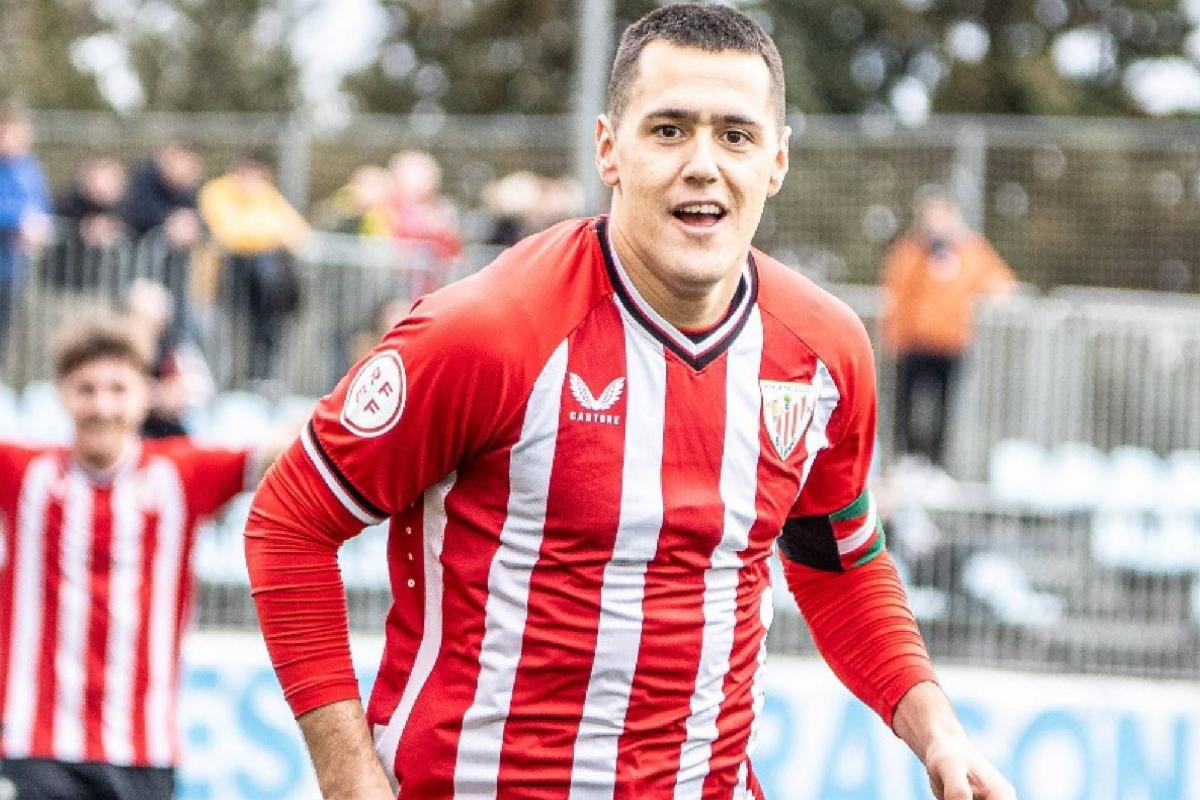 Izeta Renueva Con El Athletic Hasta 2027 Y Apunta A Cesion