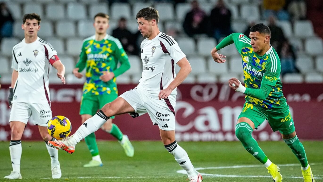 Marton Se Acerca Al Eibar Posible Traspaso Con Opcion De Recompra
