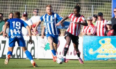 El Alaves Brilla En Homenaje A De Marcos Supera Al Athletic En Amistoso