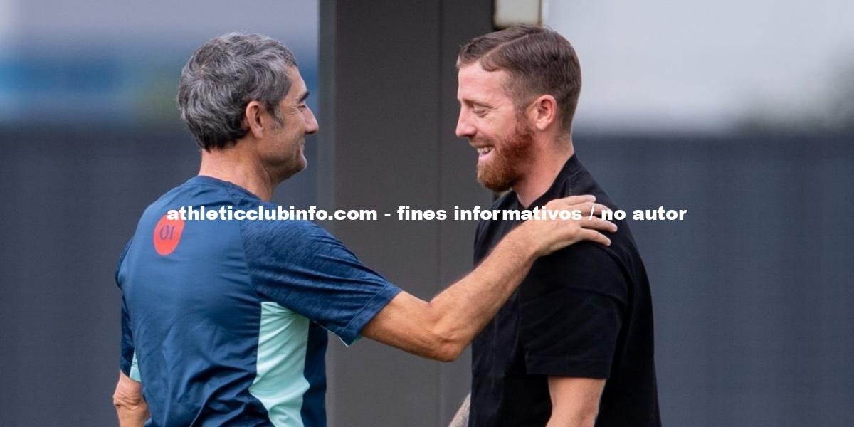 Iker Muniain Visita Lezama Y Saluda A Sus Excompaneros Del Athletic