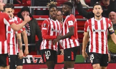 Inaki Williams Celebra La Renovacion De Su Hermano Nico En El Athletic