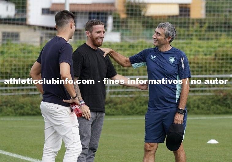Muniain Visita A Excompaneros En Lezama Antes De Debutar Con Derio