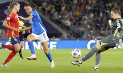 Nanclares Brilla En Eurocopa Y Zubieta Debuta En Victoria De Espana