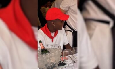 Nico Williams Celebra Su Renovacion Con El Athletic En Sanfermines