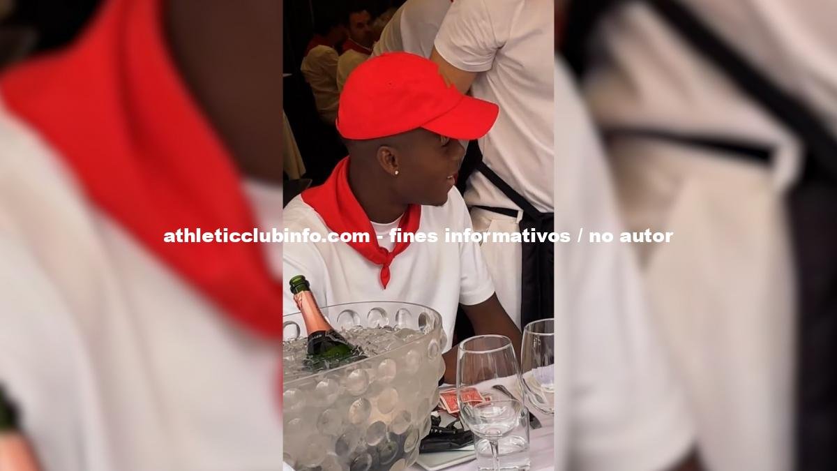 Nico Williams Celebra Su Renovacion Con El Athletic En Sanfermines