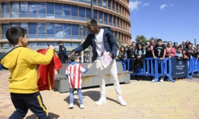 Nico Williams Renueva Con Athletic Tras Su Viral Regreso Y Fichaje Fallido