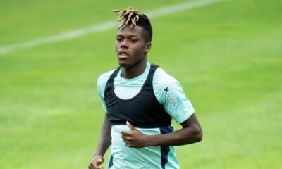 Nico Williams Se Une A Sus Companeros En El Primer Entrenamiento Del Athletic