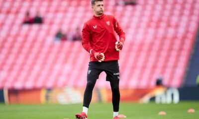 Valencia Cierra La Cesion De Julen Agirrezabala Tras Largas Negociaciones