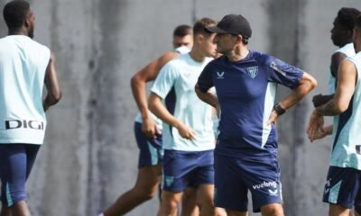 Aitor Paredes Se Une Al Grupo Adu Ares Ausente En Entrenamiento