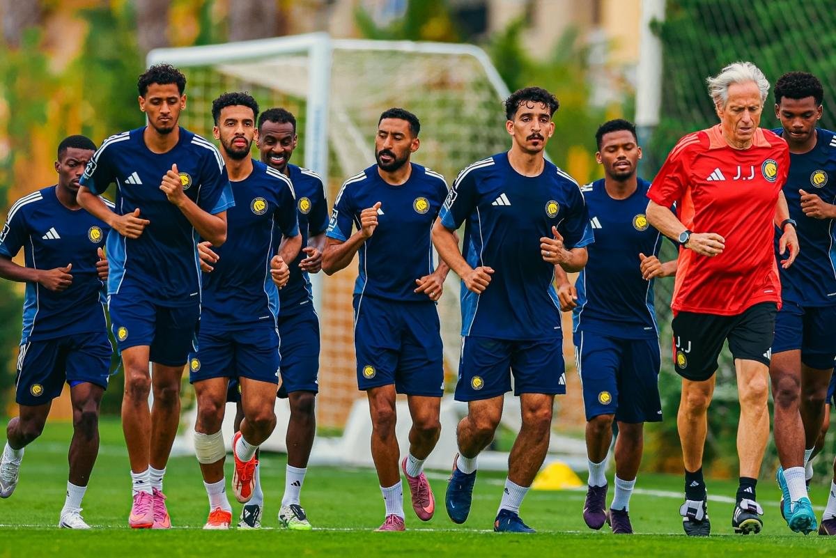 Al Nassr Busca Liberar A Laporte Durante Su Stage En Portugal