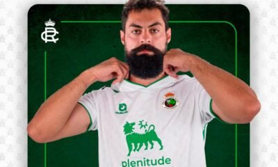 Asier Villalibre Deja El Alaves Y Ficha Por El Racing De Santander