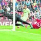 Berenguer Ya Sabe Lo Que Es Marcar Al Liverpool En Anfield