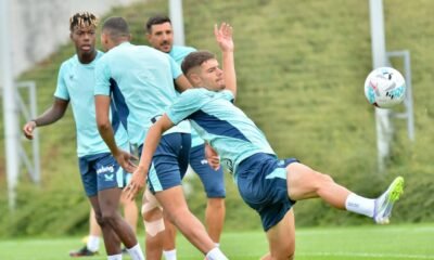 Canales Se Queda En El Athletic Interes De Varios Equipos De Segunda