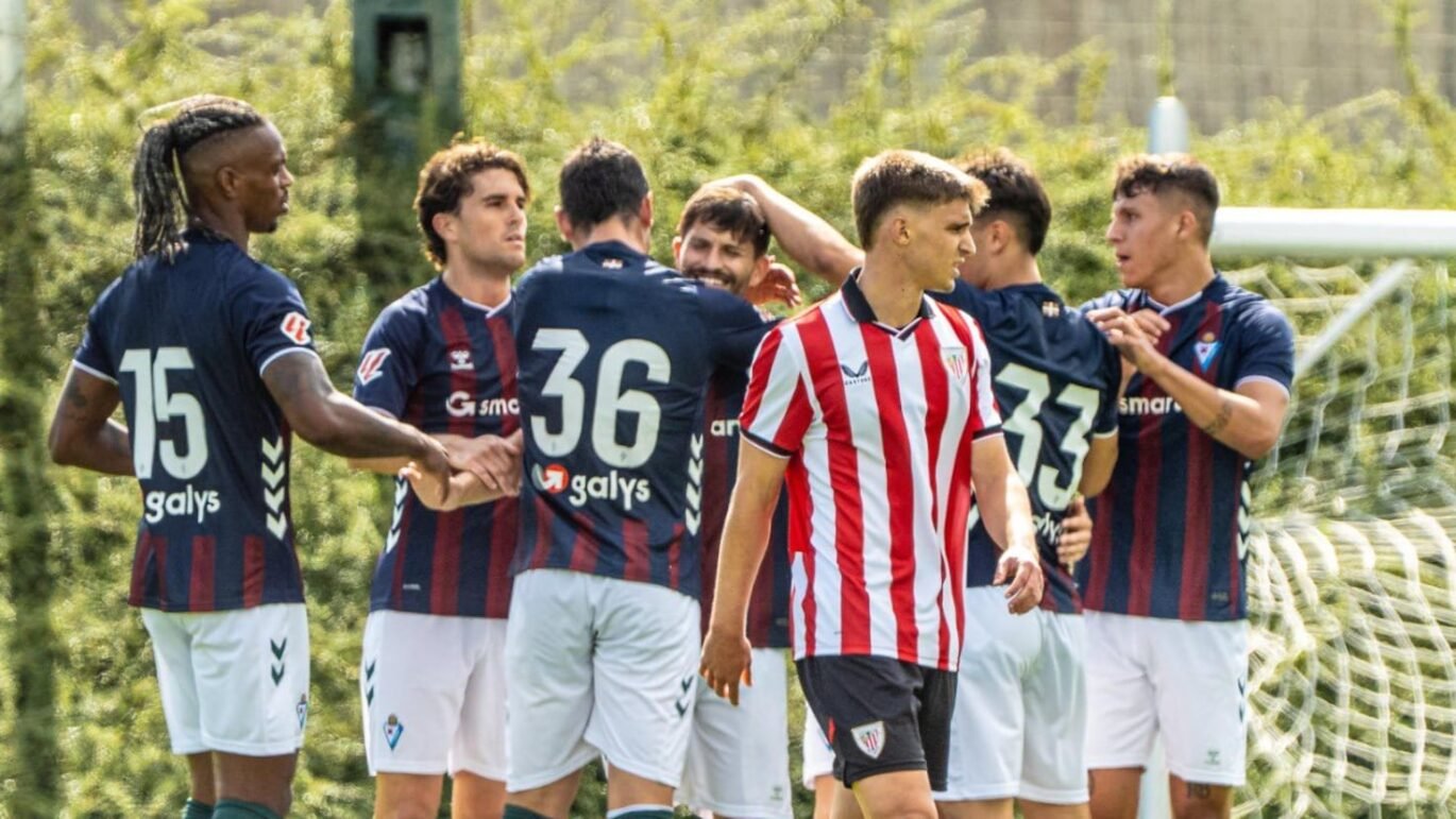 Eibar Rompe Su Sequia Veraniega Con Triunfo Ante Bilbao Athletic