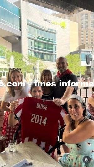 El Athletic Homenajea A Su Pena En Boise Con Camiseta Personalizada