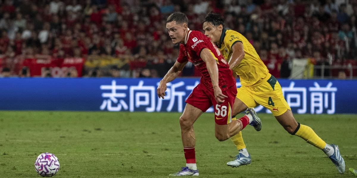 El Liverpool Y Athletic Amistoso En Anfield Antes De La Champions