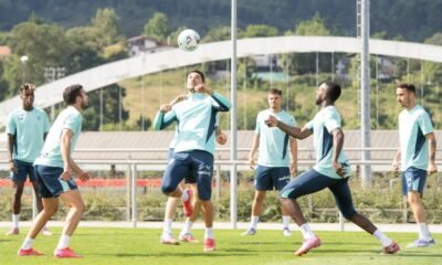 Entrenamiento A Puerta Abierta En Lezama Ven A Ver A Los Leones