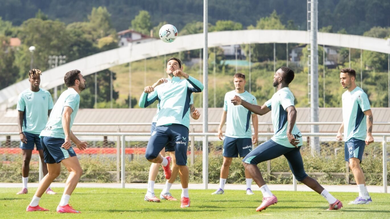 Entrenamiento A Puerta Abierta En Lezama Ven A Ver A Los Leones