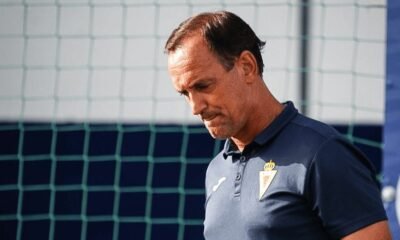 Joseba Etxeberria Emociona A Aficionado Del Athletic Con Un Regalo