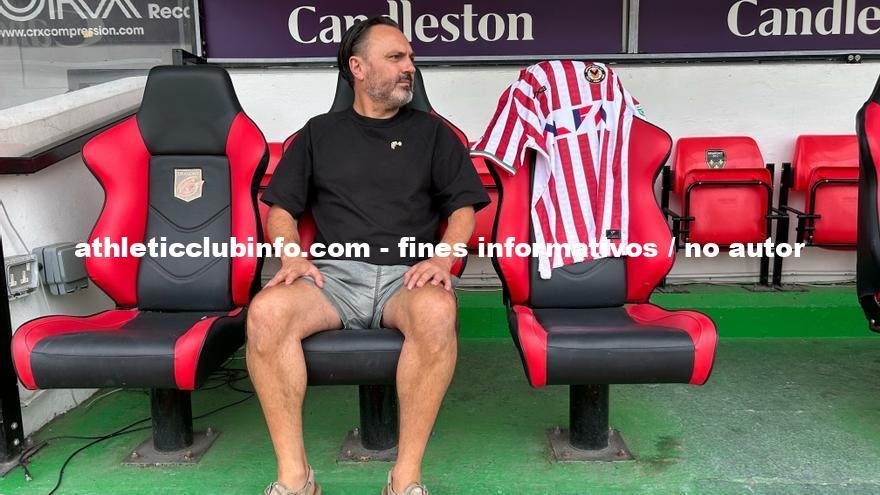 La Camiseta Rojiblanca Mas Reivindicativa Historia De Su Autor