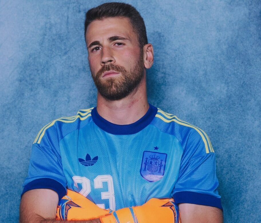 Unai Simón y Laporte, titulares con España ante Argentina